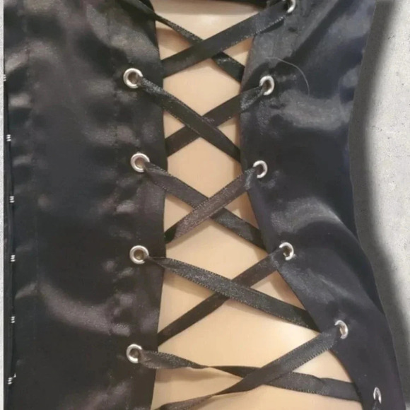 Black Double Peekaboo Corset with Garter Clips and PantyLace Up high end fashion - Picture 6 of 8